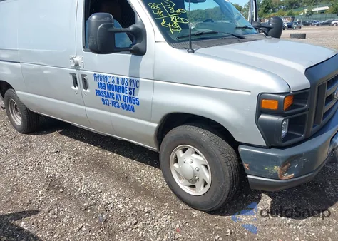 2009 Ford E-250 Commercial/Recreational z USA, uszkodzony, nr VIN 1FTNS24W49DA42414